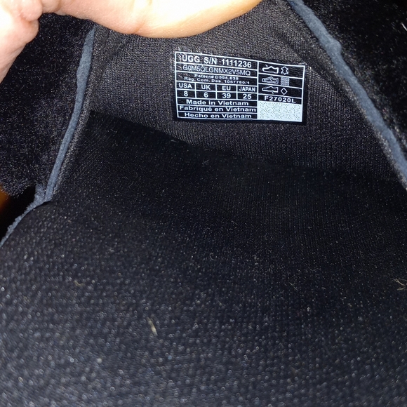 Ugg Slides - Picture 2 of 2